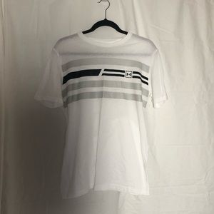 Men’s Under Armor shirt with gray/black logo